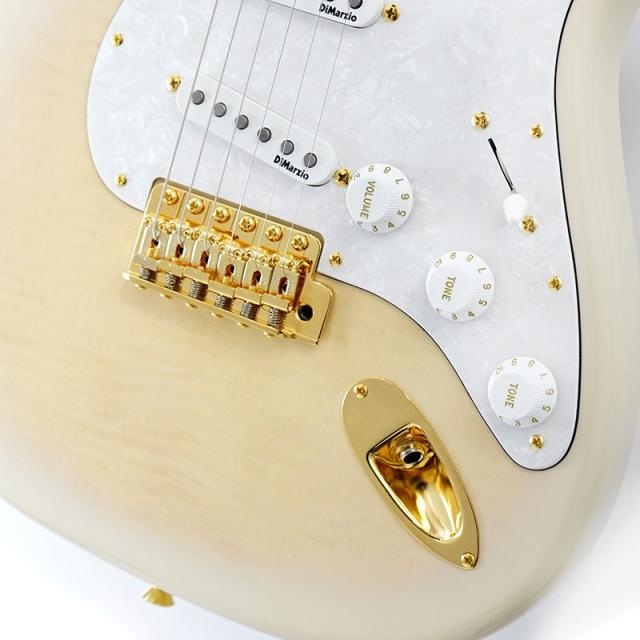 Fender Made in Japan Richie Kotzen Strat (See-through White Burst)_4