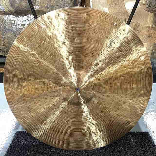 Istanbul／Agop 30th Anniversary Medium Ride 22’’ [2，528g]【2024 トルコ・ファクトリー・ツアー選定品】