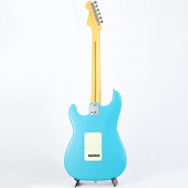 Fender USA American Professional II Stratocaster HSS (Miami Blue/Rosewood)_2