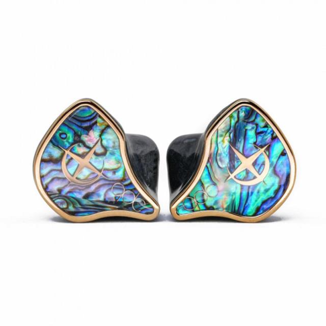 qdc EMPEROR (イヤモニ)(キューディーシー)(有線イヤホン)(IEM)(ハイブリッド型)(トライブリッド型)(15ドライバー)(密閉型)(インイヤーモニター)(-EMPEROR-S) 225,000円