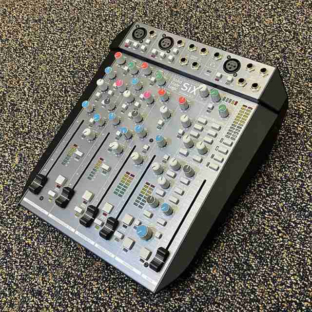 SSL(Solid State Logic) SiX (国内正規品)(最大12chサミングミキサー)【展示処分特価】 音源・アウトボード