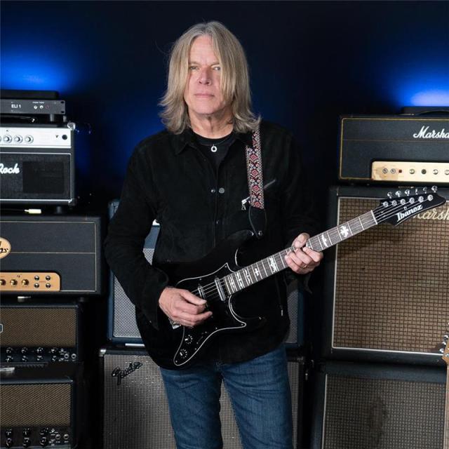 Ibanez ATZ300-BK (Black) [Andy Timmons Model]_10