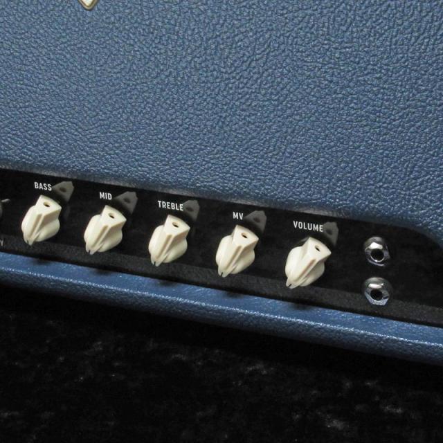 Divided by 13 AMW39 HEAD w/1x12CB Cabinet【Navy Bronco/V:Ivory Bronco】_4