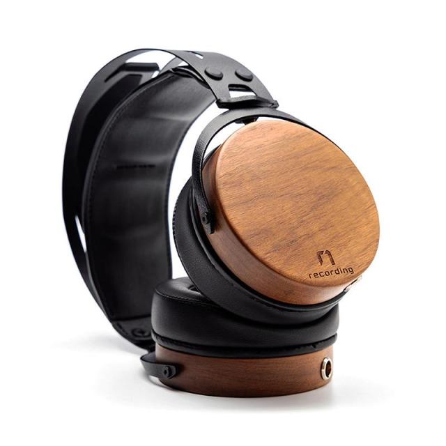 OLLO AUDIO 【予約商品・数量限定 R1プリオーダー優待版 2026 2026年2月中旬入荷予定】 R1 (オーロ オーディオ)(密閉型ヘッドフォン)(サウンド・エンジニア・レコーディング用ヘッドフォン)(ミキシング・マスタリング)(モニターヘッドホン)