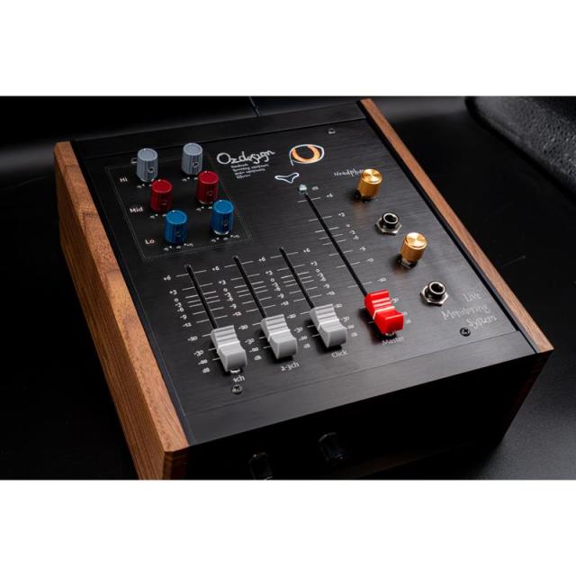 未使用・未開封品) AKG ワイヤレスシステム・ボディパック型送信機用
