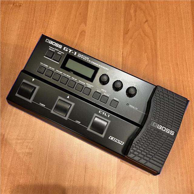 BOSS USED 中古　GT-1　(ボス)　【箱・取説付属】SN：I7S2960