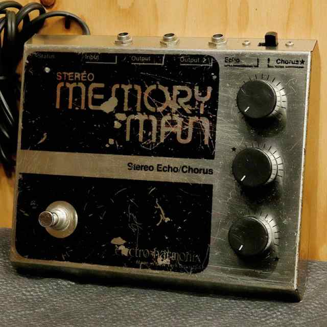 Electro Harmonix Stereo Memory Man Stereo Echo/Chorus ’83 Black/Red