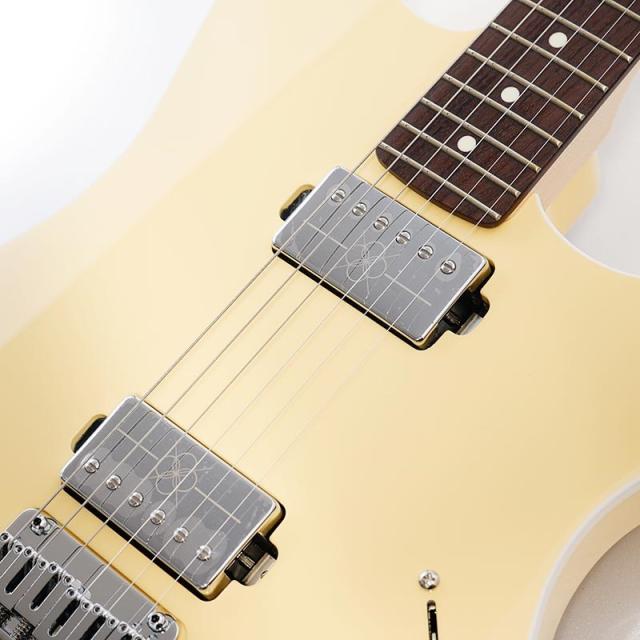 Fender Made in Japan Mami Stratocaster Omochi (Vintage White)_9