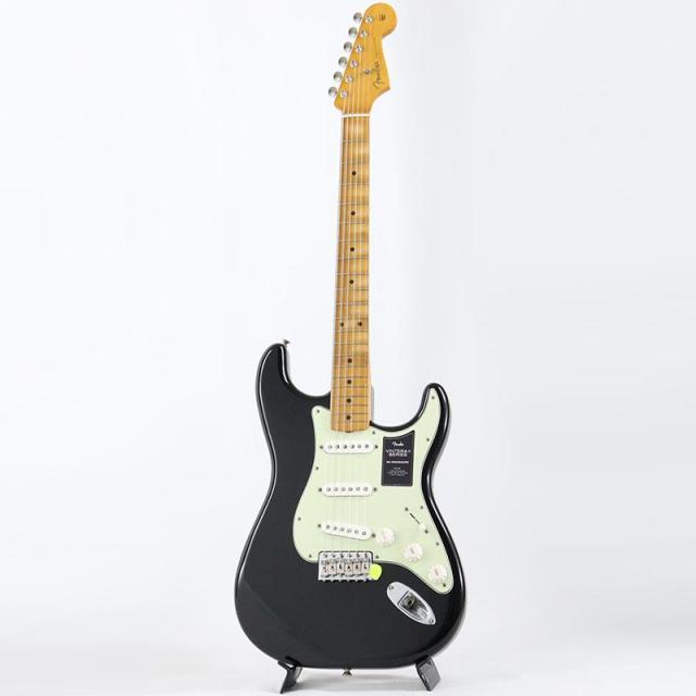 Fender MEX Limited Edition Vintera II Road Worn ’60s Stratocaster (Black/Maple)_1