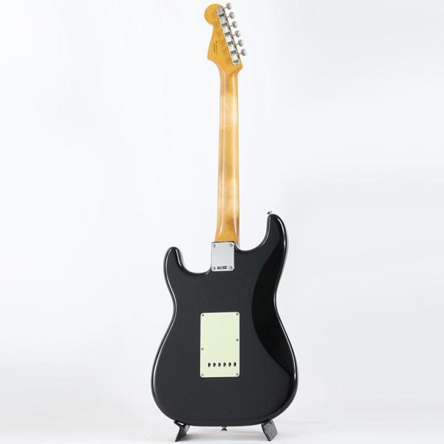 Fender MEX Limited Edition Vintera II Road Worn ’60s Stratocaster (Black/Maple)_2