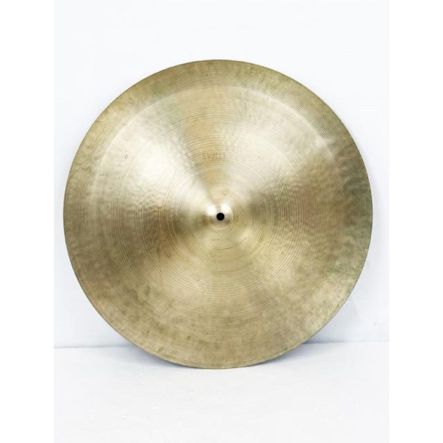 中古シンバル セイビアンプロ、ジルジャンZBT、他をお売りします。