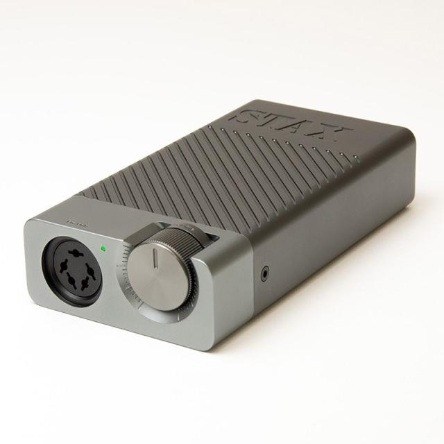 Akai Professional USB MIDIコントローラー 中古品】Akai Professional USB MIDIコントローラー 16パッド 4