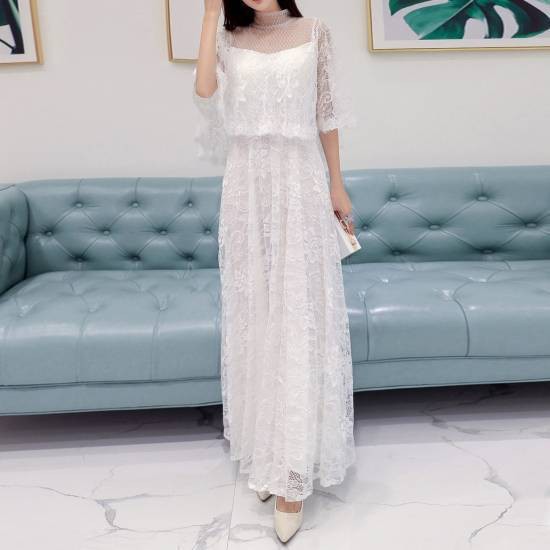 パーテイードレス 個性的 ロング 総レース ケープ風 黒 白 袖あり かっこいい 大きいサイズ 透け感 結婚式 お呼ばれ ドレス 演奏会 ロンの通販は パーテイードレス 個性的 ロング 総レース ケープ風 黒 白 袖あり かっこいい 大きいサイズ 透け感 結婚式 お呼ばれ ドレス 演奏会 ロンの通販は