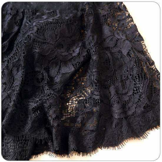 パーテイードレス 個性的 ロング 総レース ケープ風 黒 白 袖あり かっこいい 大きいサイズ 透け感 結婚式 お呼ばれ ドレス 演奏会 ロンの通販は パーテイードレス 個性的 ロング 総レース ケープ風 黒 白 袖あり かっこいい 大きいサイズ 透け感 結婚式 お呼ばれ ドレス 演奏会 ロンの通販は