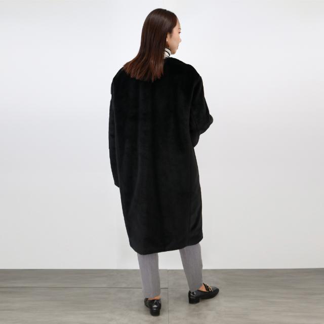 新品未使用TATRAS TAMIL タトラス タミル ファー 吐き出し ノーカラー  