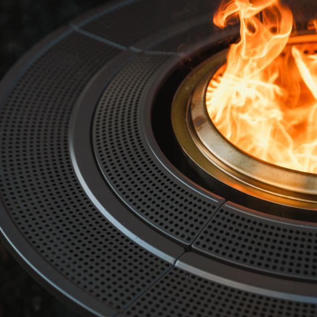 【ユーコン用】ソロストーブ ファイヤーピット サラウンド Solo Stove | 焚き火台 焚火台 焚火 ストーブ 保護 テーブル 安全 家族 BBQ グランピング キャンプ アウトドア_9
