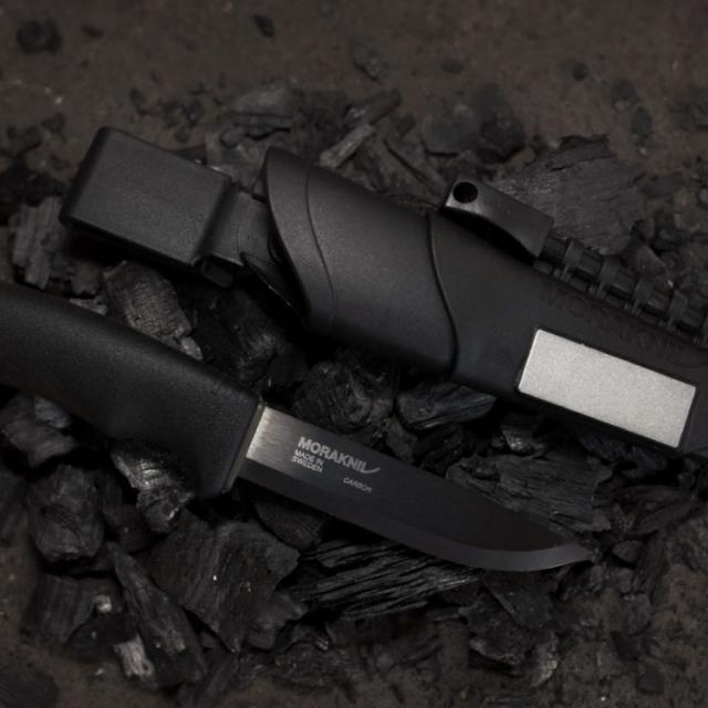 モーラナイフ ブッシュクラフトサバイバル ブラックブレード カーボン Morakniv | ナイフ キャンプナイフ キャンプ アウトドア キャンプ用品 アウトドア用品 料理 調理 登山 防災 ファイヤースターター バトニング 薪割り 刃厚3.2mm_10