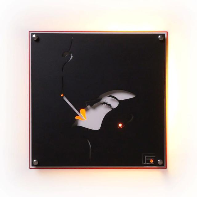 岐阜鉄の匠 【国産/日本製】 鉄脚 スチール アイアン ウォールデコ 壁飾り 壁掛けアート作品 Smoking Lady 3層構造 (黒/白/赤) LED光源付 撥水加工_1