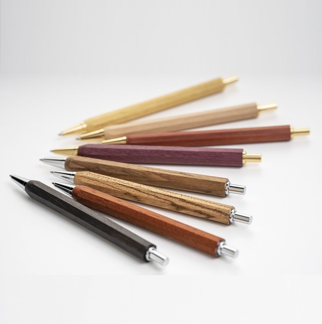 シャーペン シャープペンシル 八角 木製 高級 稀少杢 銘木 日本製 ハンドメイド ドイツDAYACOM社製 0.7mm レザーペンケース付き luminio ルミニーオ 200の通販は