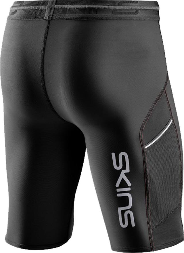 スキンズ SKINS シリーズ3 SERIES-3 メンズ ハーフタイツ ショートスパッツ 着圧 コンプレッション スポーツウェア インナータイツ ズボン下 トレーニングウェア ジム 18171340 019_1
