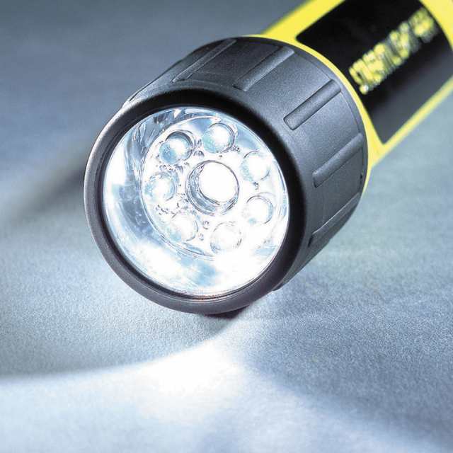 StreamLight ストリームライト アウトドア 4AALED イエロー 懐中電灯 ハンディライト 登山 トレッキング ハイキング 作業 防災 避難 停電