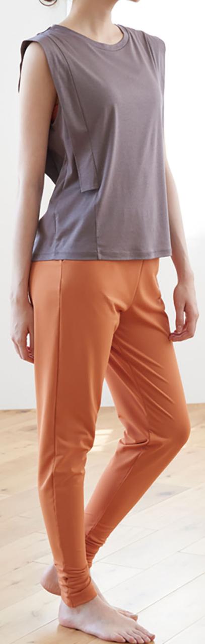 リアルストーン RealStone スリーブレストップ 日本製 ヨガ ピラティス