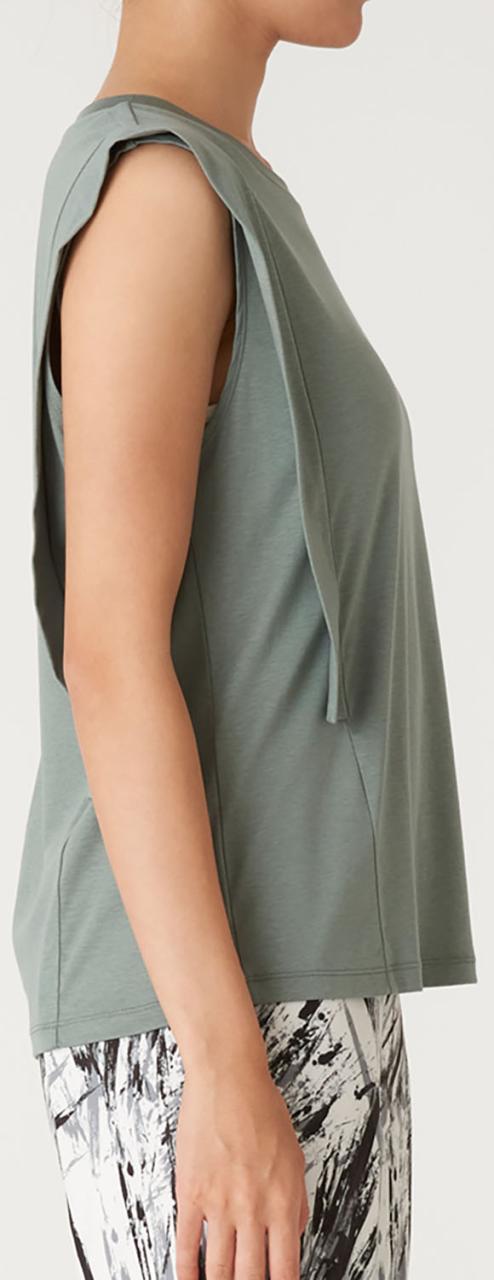 リアルストーン RealStone スリーブレストップ 日本製 ヨガ ピラティス