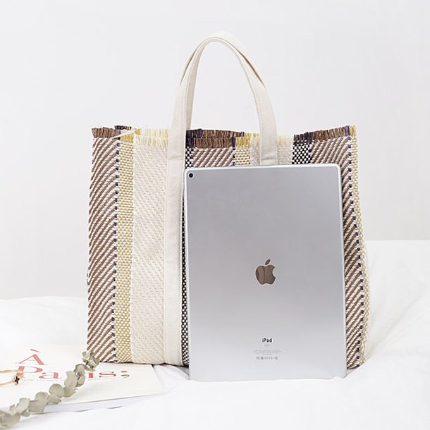 バッグ かばん 鞄 レディースバッグ ハンドバッグ トートバッグ 四角 スクエア 通勤バッグ 大きめ 軽量 便利 かわいい 大人可愛いの通販は バッグ かばん 鞄 レディースバッグ ハンドバッグ トートバッグ 四角 スクエア 通勤バッグ 大きめ 軽量 便利 かわいい 大人可愛いの通販は