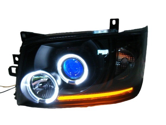 流れる!シーケンシャルウインカー ハイエース 200系 2型 LEDイカリング 