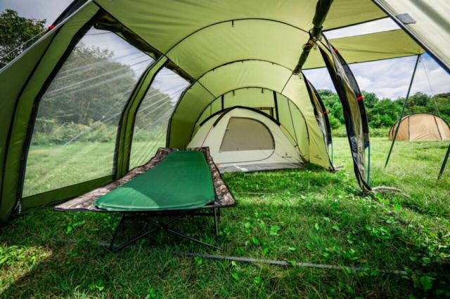 フォーシーズントンネル 2ルームテント L560x255x190cm トンネル型