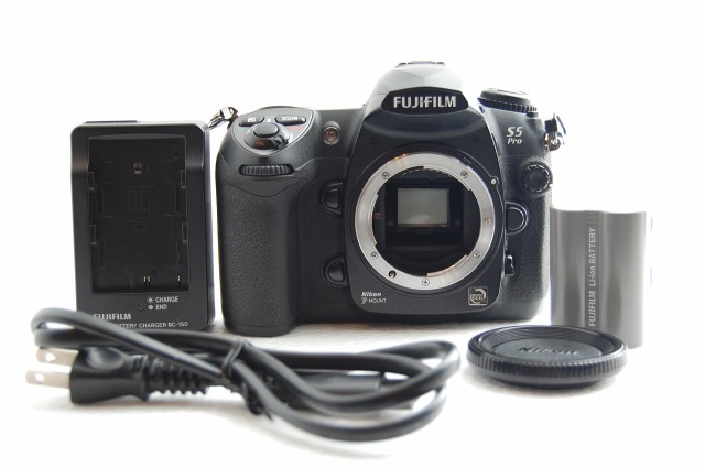 【中古】 FUJIFILM デジタル一眼レフカメラ FinePix (ファインピックス) S5 Pro FX-S5P