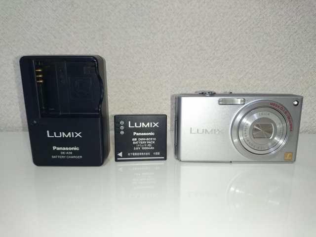 【中古】 プレシャスシルバー パナソニック デジタルカメラ LUMIX (ルミックス) プレシャスシルバー DMC-FX33-S