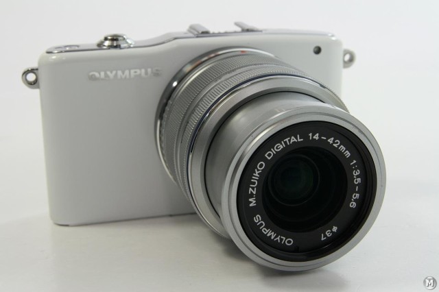 【中古】 OLYMPUS ミラーレス一眼 PEN mini E-PM1 レンズキット ホワイト E-PM1 LKIT WHT