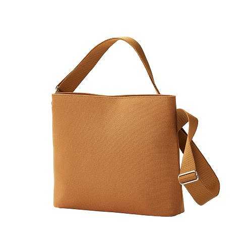 エレコム タブレット汎用ショルダーバッグ 〜11インチ カーキ TB-11ACSBKH (倉庫AN)の通販は 6,041円