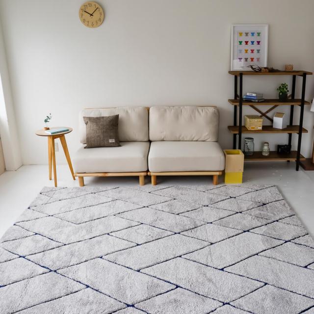 Ｒｕｎｏｎ（ルノン）　幾何学柄ラグマット　１４０ｃｍ　×　２００ｃｍ　ラグ　ラグマット　カットパイル　ループパイル　カーペット　厚手　送料無料　おしゃれ　幾何学　ブルー　ブラウン　ナチュラル　シンプル　北欧　レトロ　西海岸　ミッドセンチュリー_1