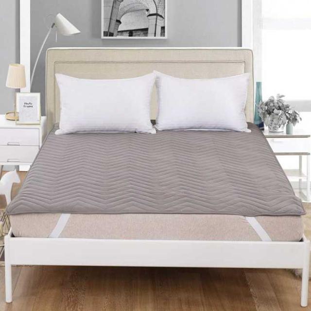 YOYOSTAR 敷パッド クイーン オールシーズン快適 ベッドパッド 防ダニ 抗菌防臭 吸汗 速乾 ゴムバンド付き 洗える ホテル仕様 160x205cm グレーの通販は