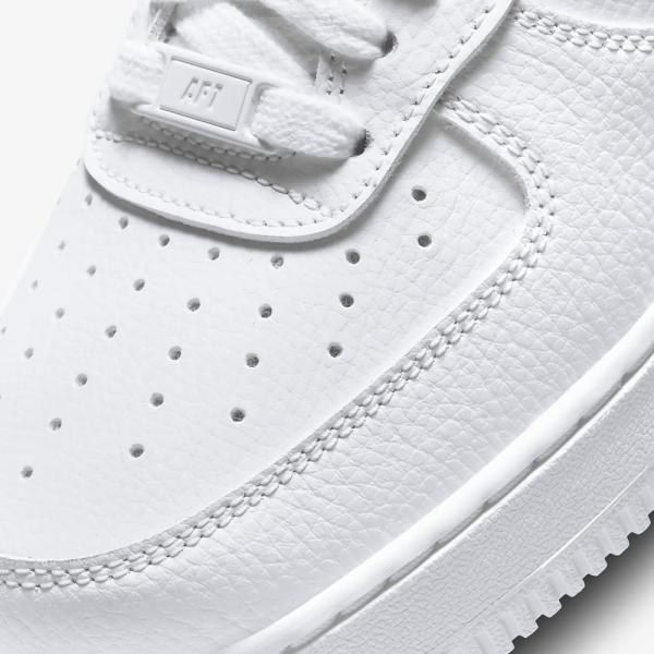 2021年春夏新作♪ NIKE【ナイキ】 WMNS AIR FORCE 1 '07 ESS "PAISELEY" ウィメンズ エア フォース 1 '07 ESS "ペイズリー" 【DH4406-101】 ホワイト/ブラック