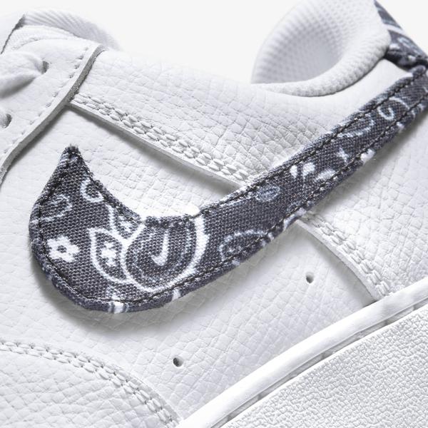 2021年春夏新作♪ NIKE【ナイキ】 WMNS AIR FORCE 1 '07 ESS "PAISELEY" ウィメンズ エア フォース 1 '07 ESS "ペイズリー" 【DH4406-101】 ホワイト/ブラック