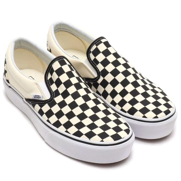 2021年春夏新作♪ VANS【バンズ】 CLASSIC SLIP-ON PLATFORM クラシックスリッポン プラットフォーム レディース＆メンズ 厚底スニーカー ブラック/ホワイト