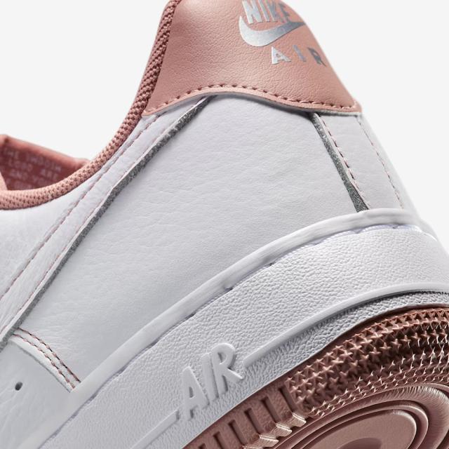 2025年秋冬新作♪ NIKE【ナイキ】 WMNS AIR FORCE 1 07 MINI JEWEL ウィメンズ エア フォース 1 07 ミニ ジュエル 【IB6543-100】 ホワイト/メタリックシルバー/パーティクルピンク_4