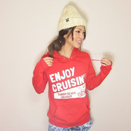 BASIC PARKA　パーカー　ENJOY CRUISIN'! レッドプレゼント　可愛い　子供の通販は