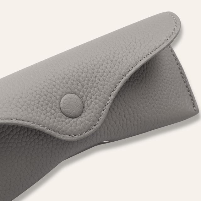 公式 COGURE メガネケース 眼鏡ケース サングラスケース 本革 マグネットボタン開閉 ベルト付き スリム 大きめ メンズ レディース COPSGCの通販は 公式 COGURE メガネケース 眼鏡ケース サングラスケース 本革 マグネットボタン開閉 ベルト付き スリム 大きめ メンズ レディース COPSGCの通販は