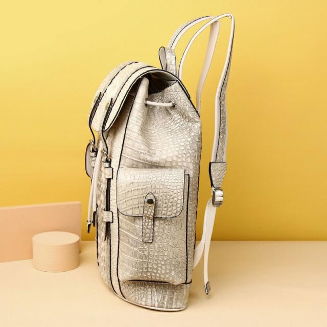 牛革クロコリュック メンズ 本革使用 撥水加工 ビジネスリュックサック 15.6インチ ワイド A4サイズ書類収納 送料無料 プレゼント 父の日の通販は