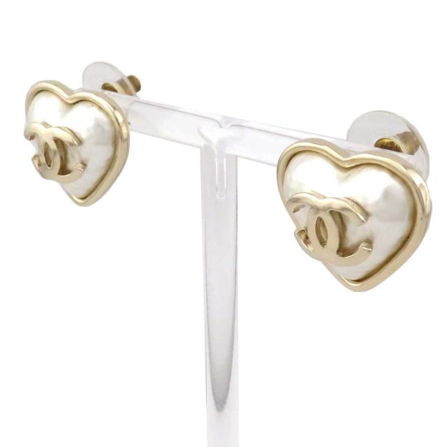 CHANEL ココマークハートコットンパールスタッドピアス CHANEL ココ