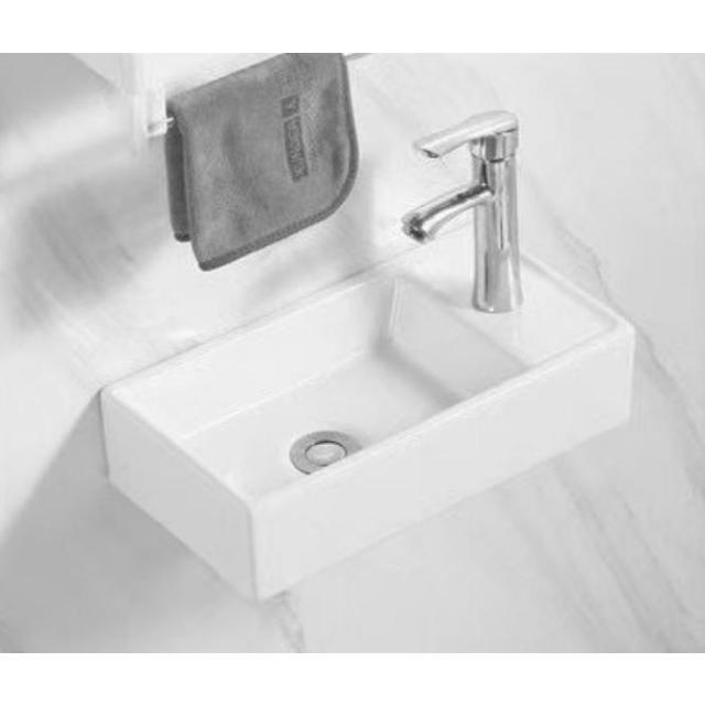 KAYU カユ マルチカラードット 2way クラッチバッグ
