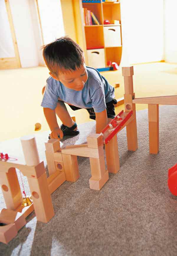 スロープトイ クーゲルバーン 組立てクーゲルバーン HABA/ハバ社 スロープおもちゃ ピタゴラスイッチ 0歳 1歳 2歳　3歳 木のおもちゃ 木