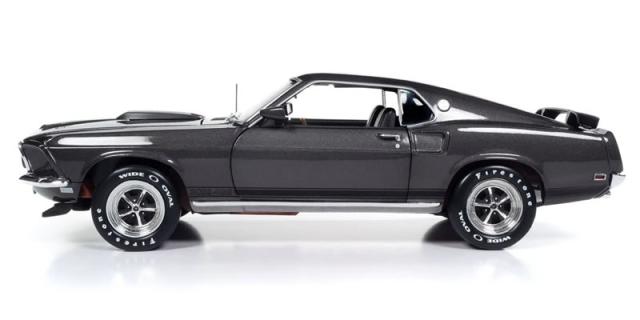 ジャンク 1/18フォードムスタング AUTOart MILLENNIUM モデルかー 1:18 FORD MUSTANG MACH Ⅰ フォード