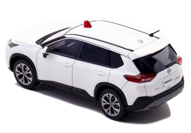 RAI'S 1/43 日産 エクストレイル S e-4ORCE (T33) 2022 警察本部