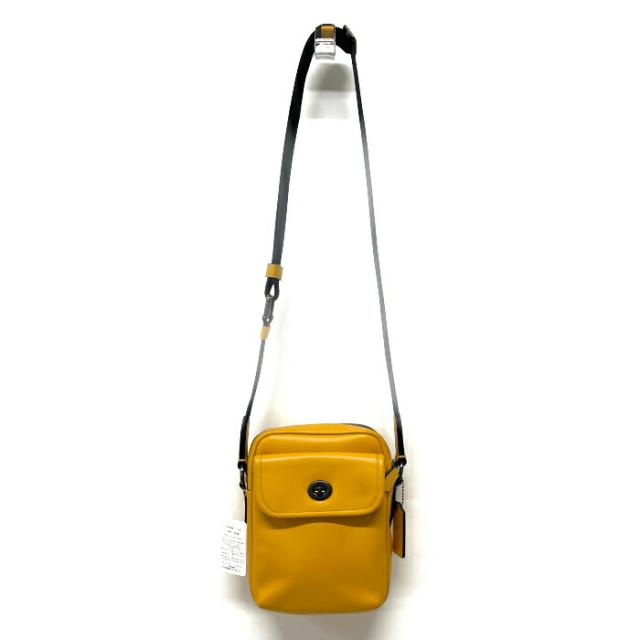 コーチ COACH ショルダーバッグ 肩掛け レザー イエロー COACH コーチ ショルダーバッグCOACH レザー カメラバッグ