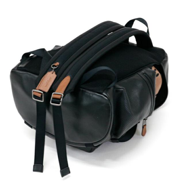 コーチ COACH パーフォレイテッド テイレン トレック パック